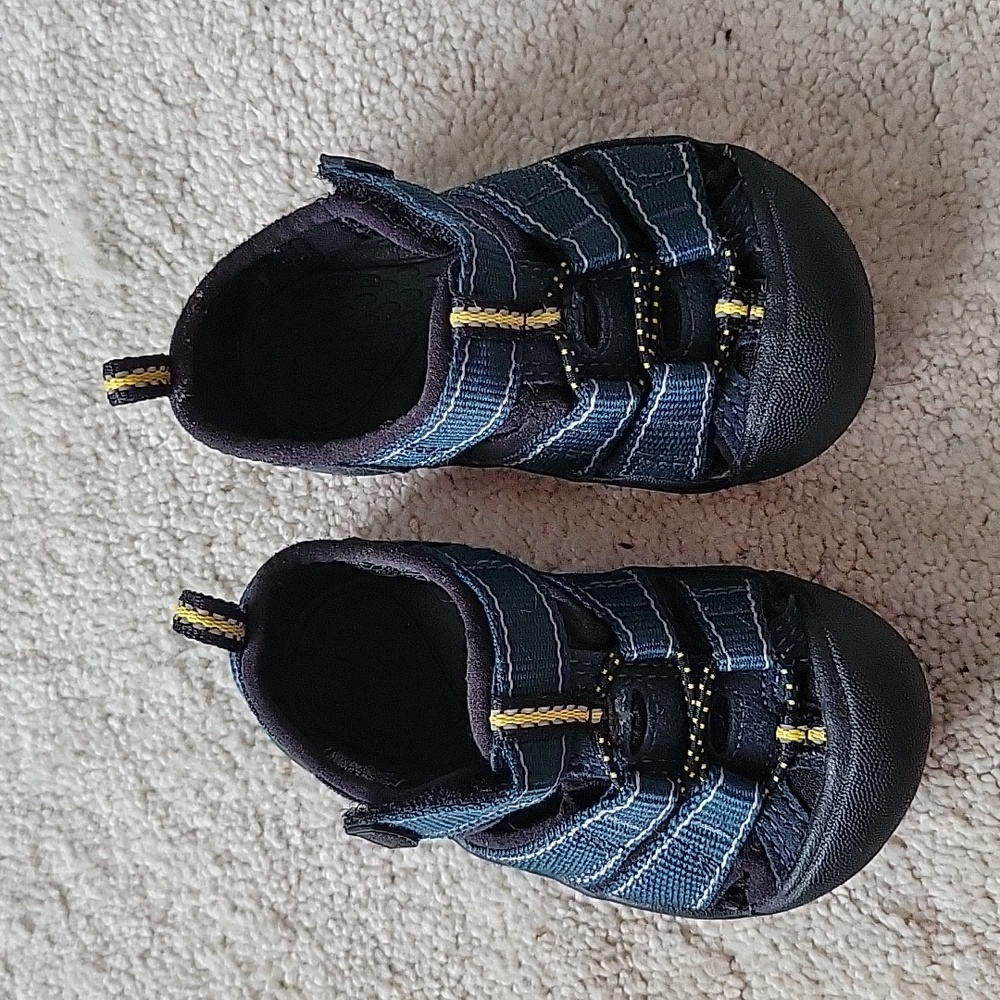 Keen little kids Newport H2 sz 5